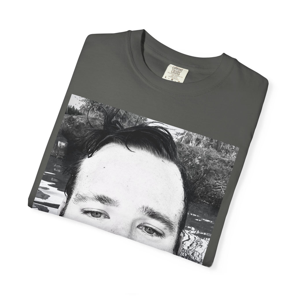 LISH jery Portrait T-Shirt — Black & White Selfie Print