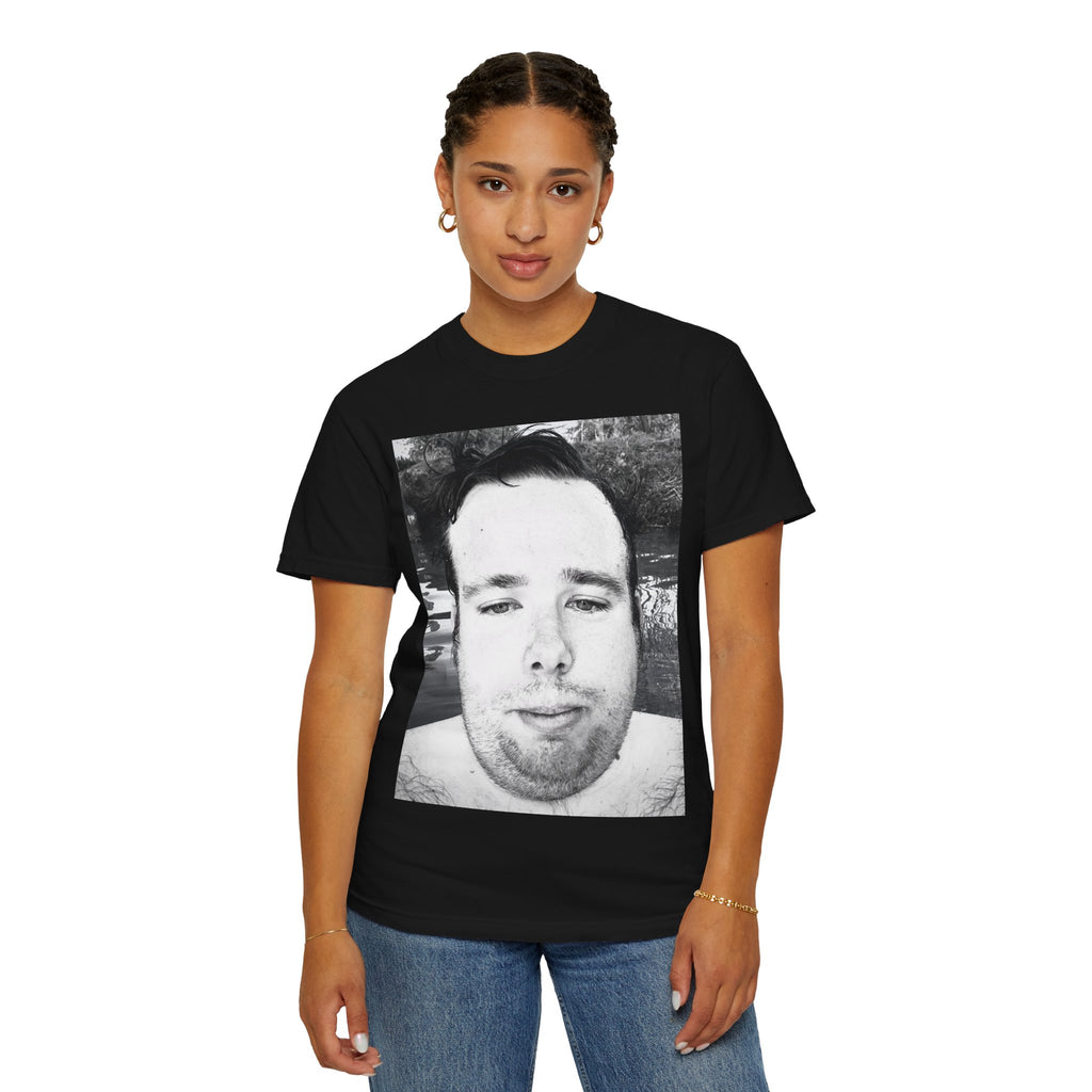 LISH jery Portrait T-Shirt — Black & White Selfie Print