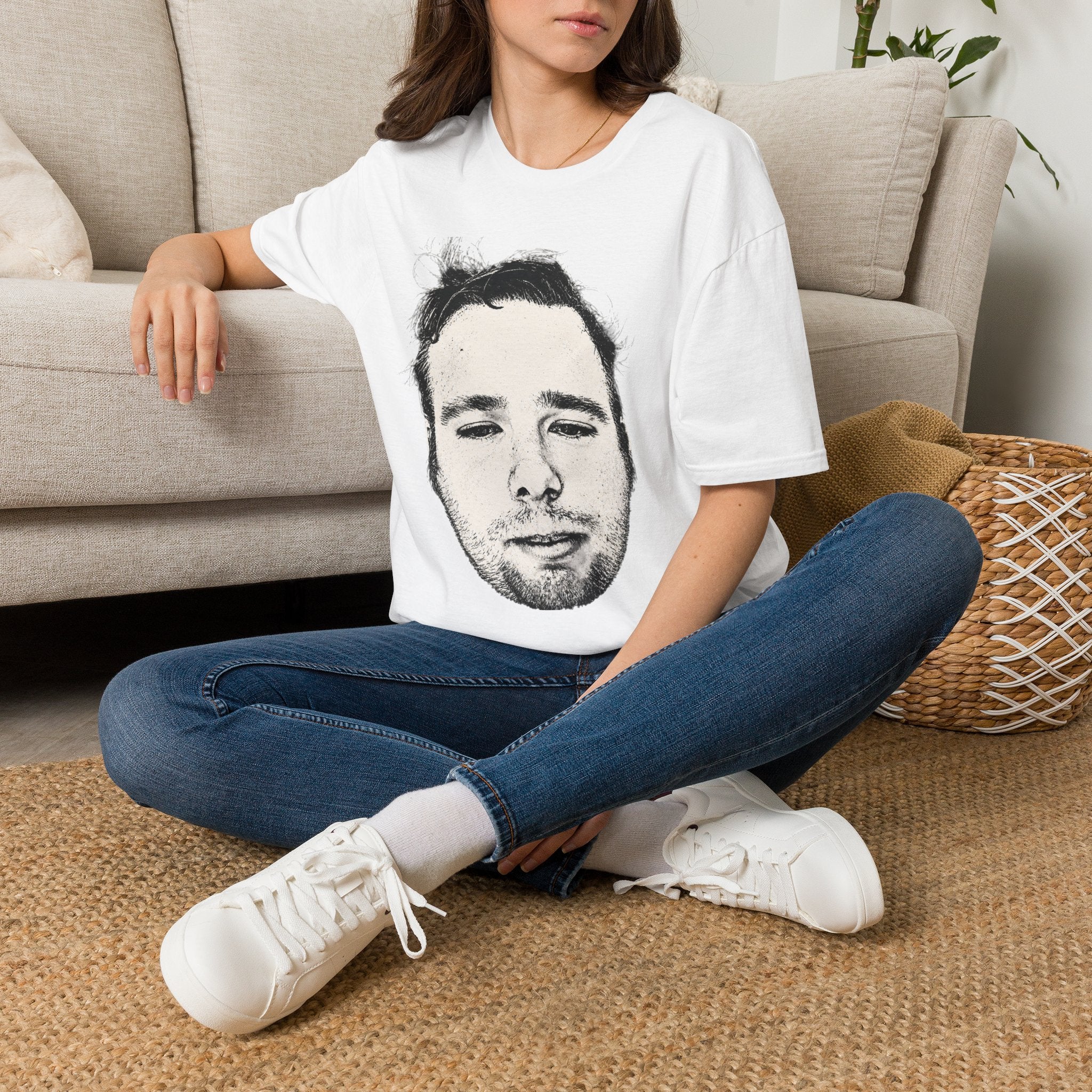 LISH jery T-Shirt — Minimal Portrait Tee
