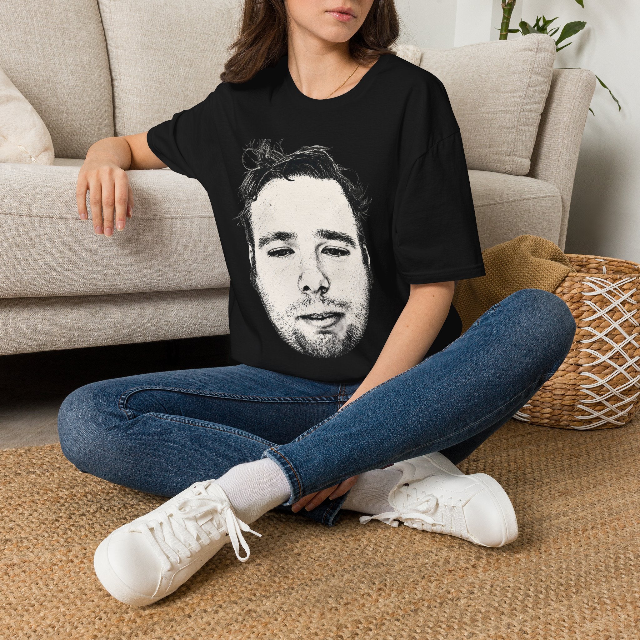 LISH jery T-Shirt — Minimal Portrait Tee